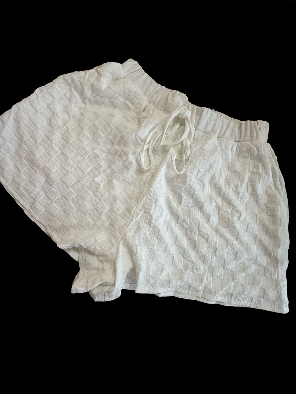 Emery Rose White Textured Drawstring Shorts